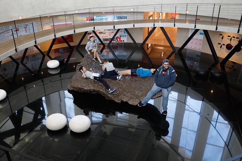 Un meteorito y un cubo de realidad virtual aumentada son solo algunas atracciones del nuevo Museo Materia del Centro de Ciencias de Sinaloa