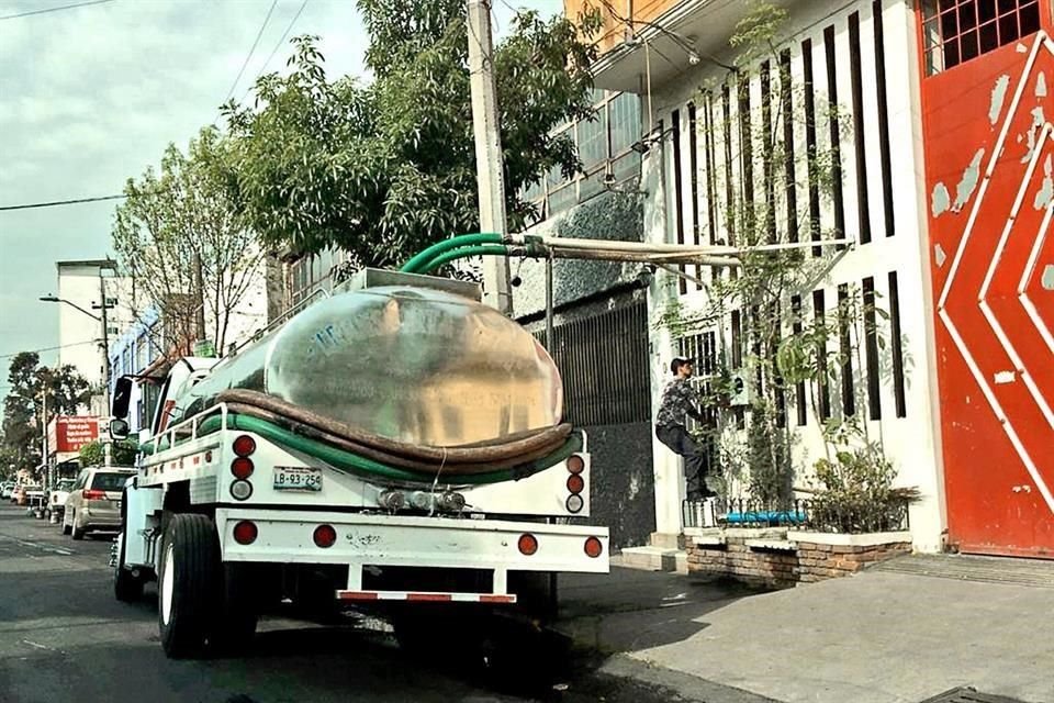 Pipa de agua en CDMX: ve paso a paso para solicitar una - Uno TV