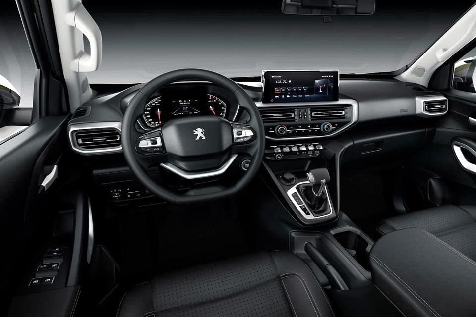 Contará además con pantalla táctil de 10 pulgadas, compatible con Apple CarPlay y Android Auto, así como un sistema de cámaras que brindan visión en 360 grados y una animación 3D para sortear obstáculos o caminos estrechos.  
