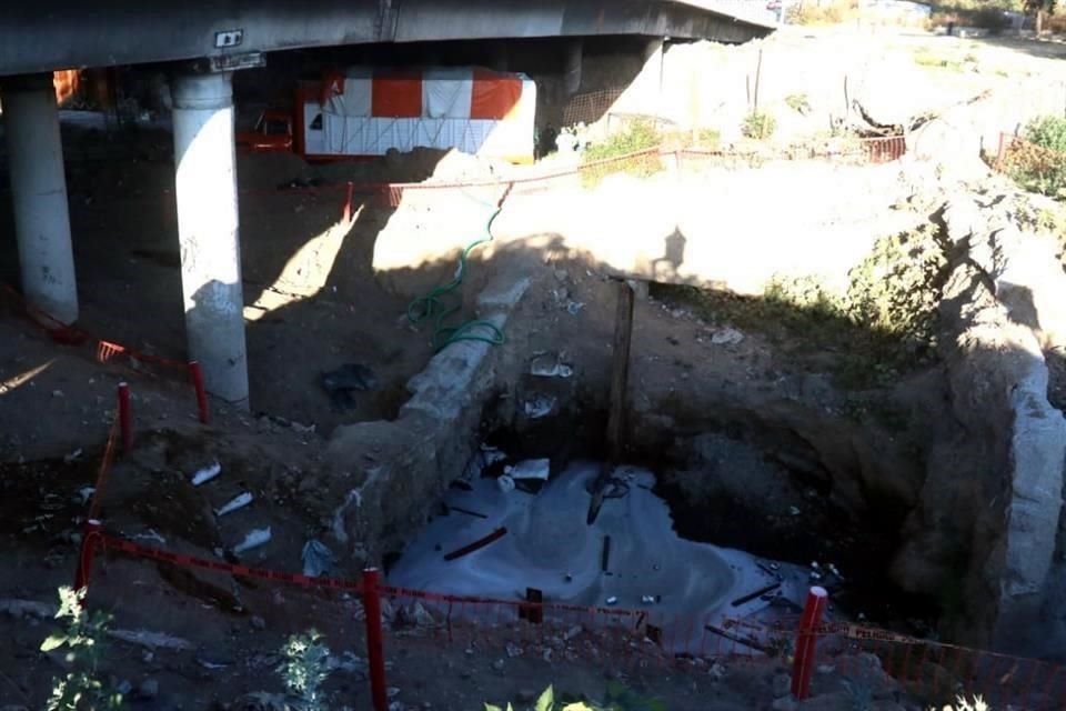 Bajo un puente vehicular en GAM fue encontrada una toma clandestina de diésel, sin que, de acuerdo con la Alcaldía, haya riesgo para la población.