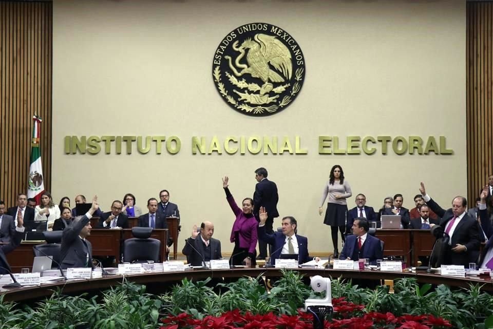 El INE señaló que el tiempo fiscal disponible debe siempre guardar congruencia con lo ordenado en la Constitución. 