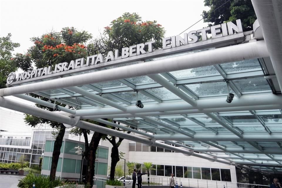 Ante la sospecha de enfermedad, el hombre fue llevado al Instituto Albert Einstein de Sao Paulo, donde fue sometido a pruebas respiratorias que finalmente resultaron positivas.