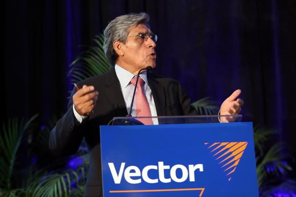 Rodolfo Navarrete Vargas, economista en jefe de Vector Empresas. 