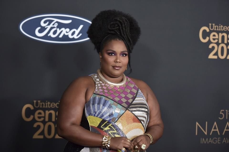 En octubre pasado, Lizzo demandó a tres autores musicales, indicando que ninguno merecía créditos por la canción 'Truth Hurts', por la cual la están contrademandando.