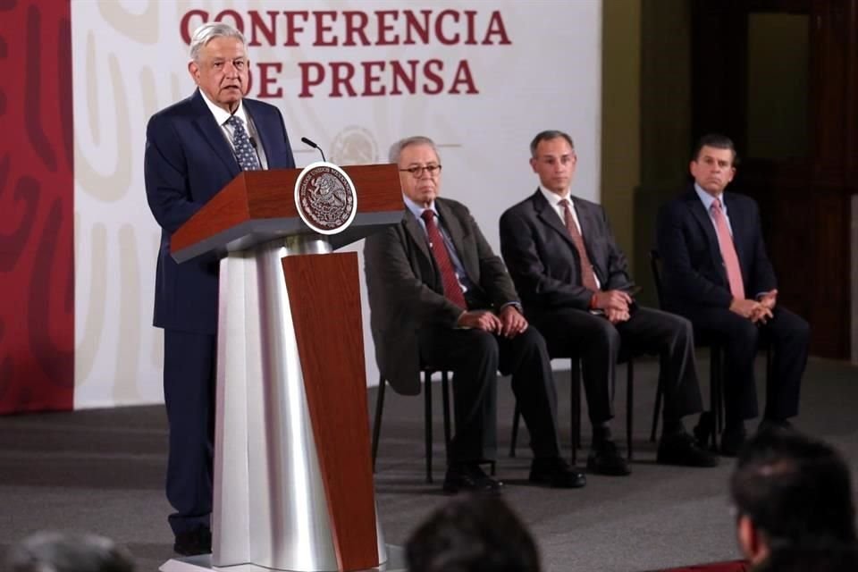 El Presidente López Obrador pronosticó que los mercados en el mundo se tranquilizarán y descartó una crisis en México por el Covid-19.