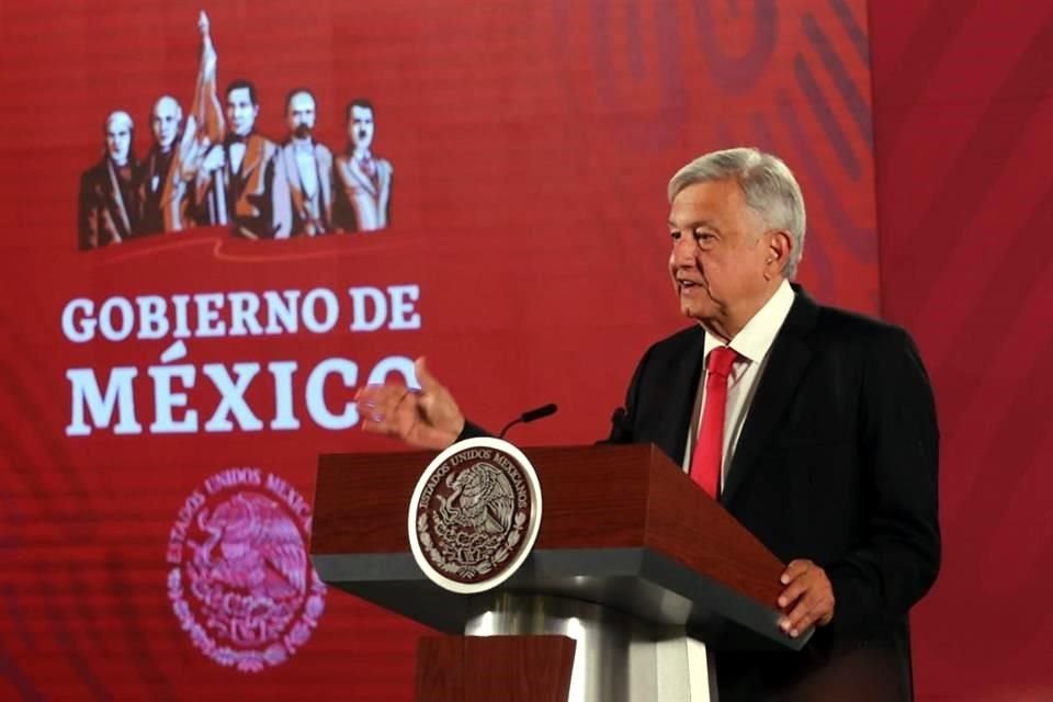 AMLO corrigió la plana a la Secretaria de Bienestar por haber publicado, sin su autorización, un decreto en el que retiraba todas sus facultades al responsable de Sembrando Vida.
