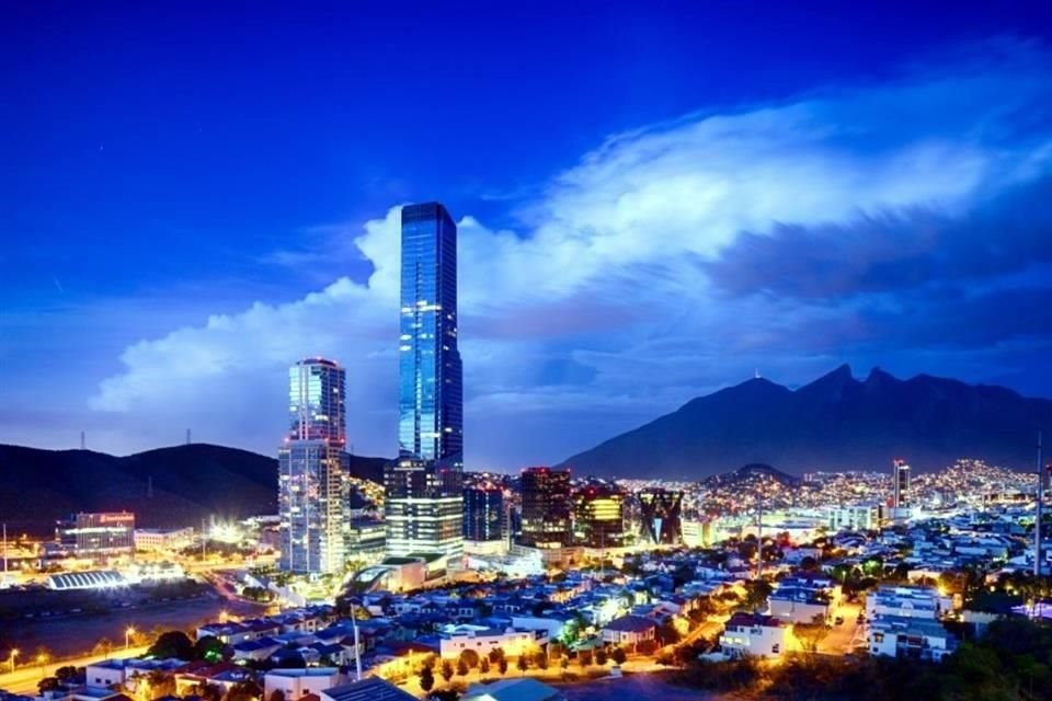 IDEI es un desarrollador inmobiliario con un portafolio concentrado en el área metropolitana de Monterrey.