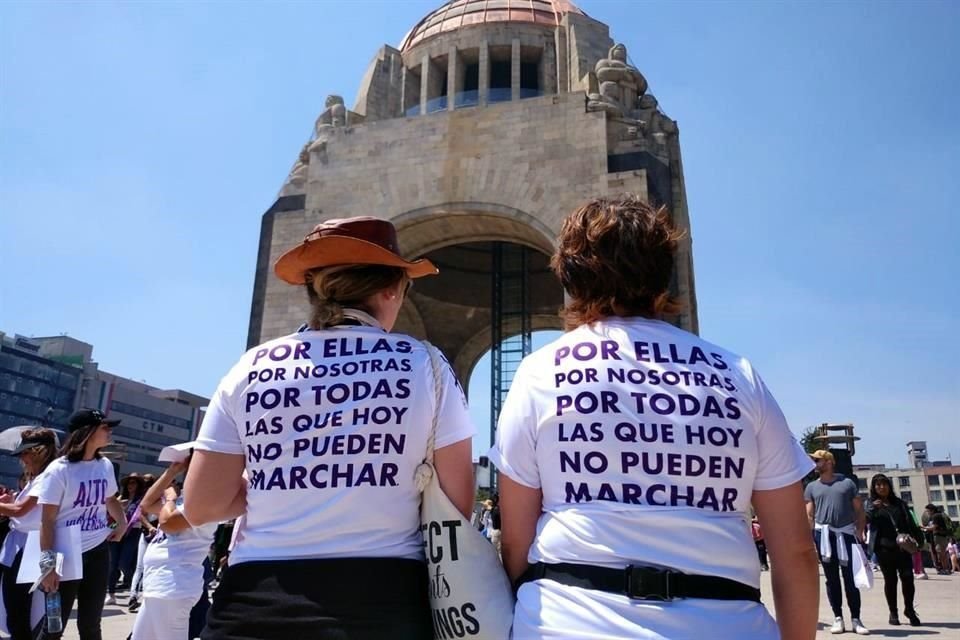 Feministas han acusado que el Presidente Andrés Manuel López Obrador es insensible al tema de violencia contra la mujer y feminicidios.