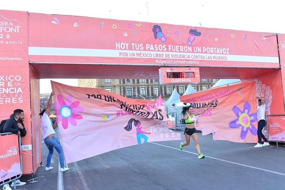 Bonafont escucha a las miles de mujeres que participan en su carrera y se suma al Programa Ciudades Seguras de ONU Mujeres en Iztapalapa.