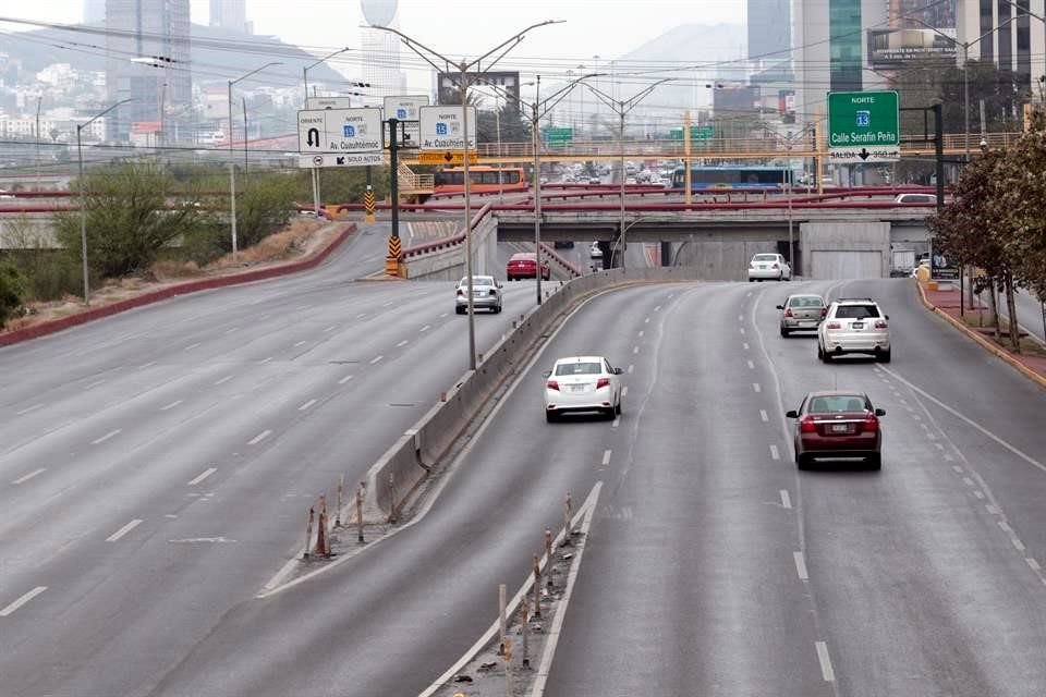 Avenida Constitución sin tráfico.