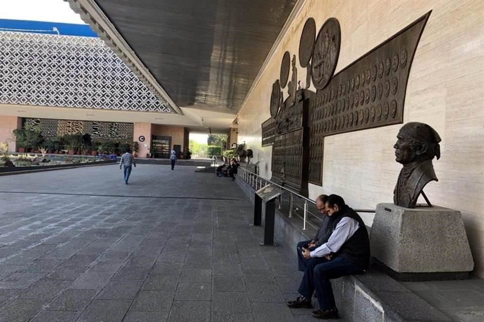 El recinto legislativo luce vacío durante el paro nacional de mujeres este 9 de marzo.