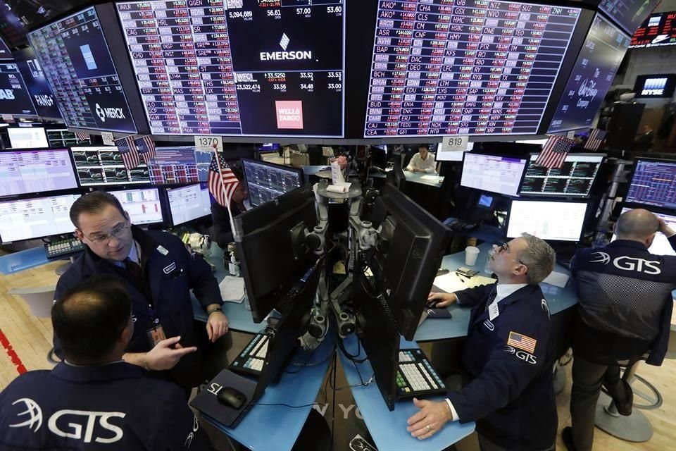 Los tres principales índices de Wall Street abrieron este martes con ganancias.