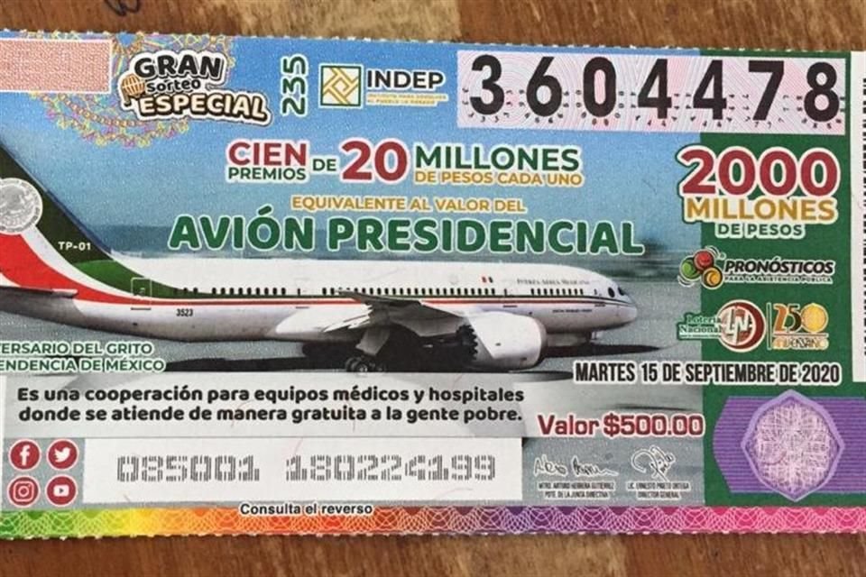 Al estar dentro de los 4 estados donde se arrancó la venta, este martes se comenzaron a exhibir los boletos en mamparas de puestos de Lotería Nacional en NL.