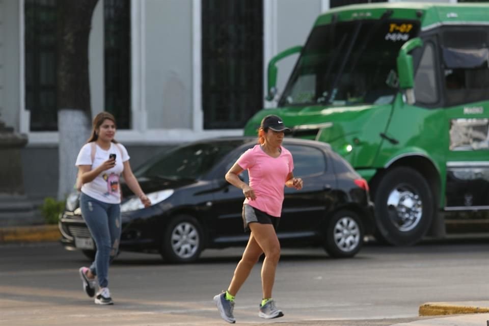 En la zona del Expiatorio, otros decidieron salir a correr, como cualquier otro día.