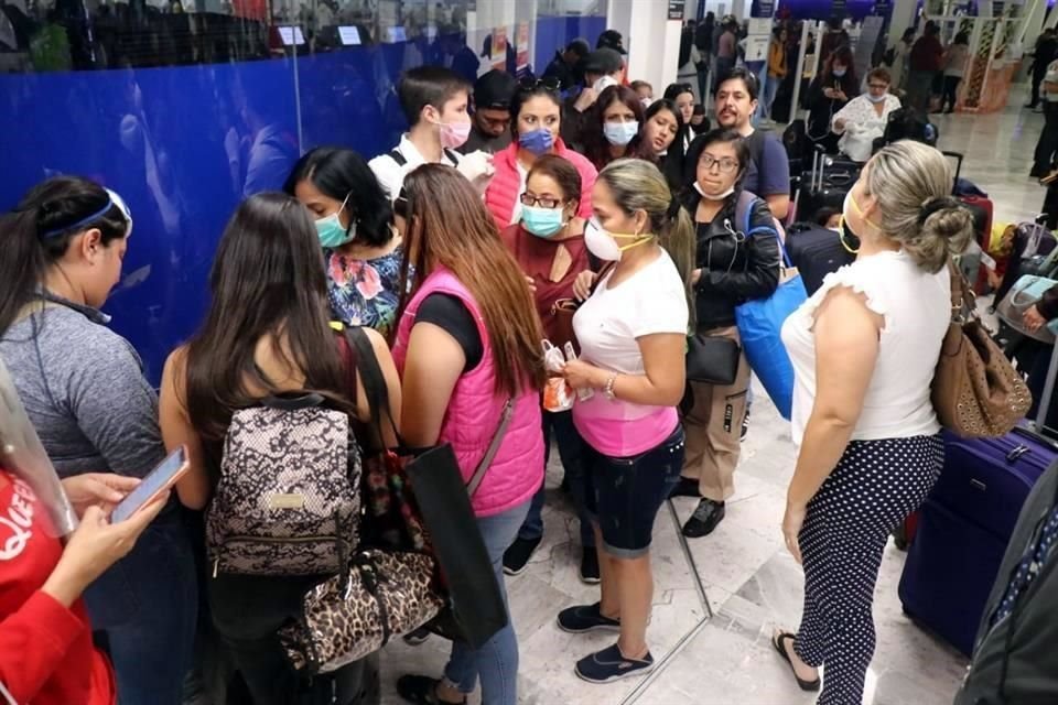 Los ecuatorianos denunciaron cancelaciones en las aerolíneas Copa Airlines, Interjet y Aeroméxico.