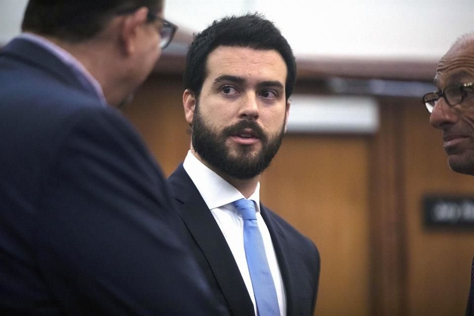 En la audiencia que fue cancelada, se le iba a informar a la jueza en el caso, Fernández-Karavetsos, sobre el estatus de una apelación que pidió Pablo Lyle.