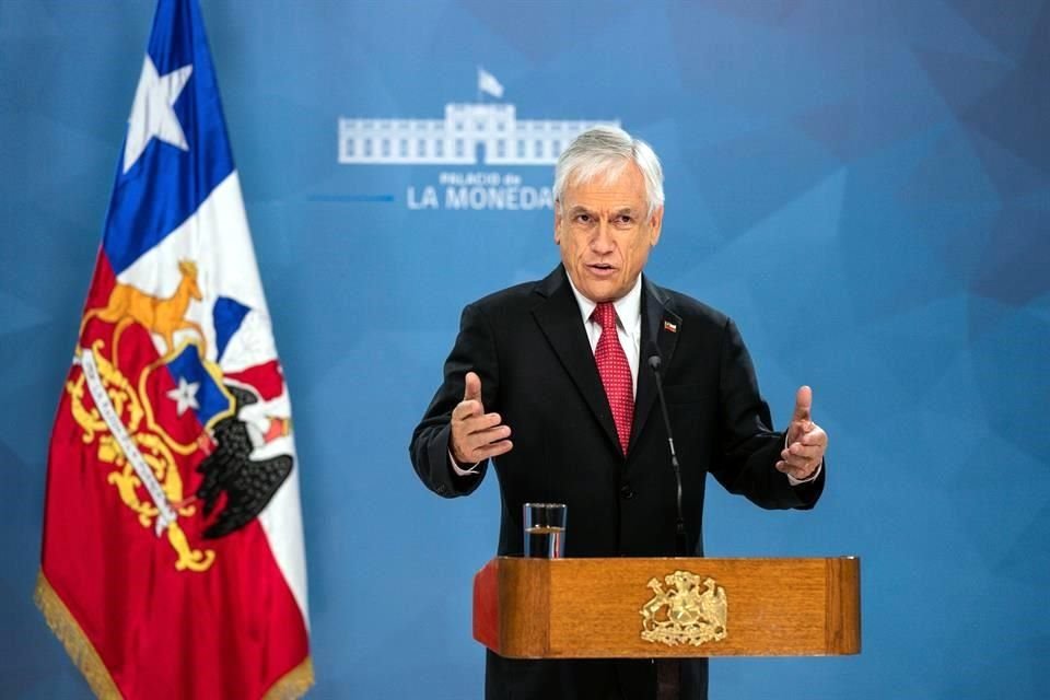 El Presidente Sebastián Piñera dijo que la declaración de emergencia era para anticiparse a las etapas que vendrán como parte de la pandemia.