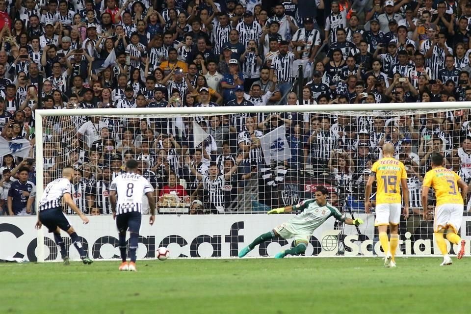 Nicolás Sánchez ha enfrentado en varias ocasiones a Nahuel Guzmán.