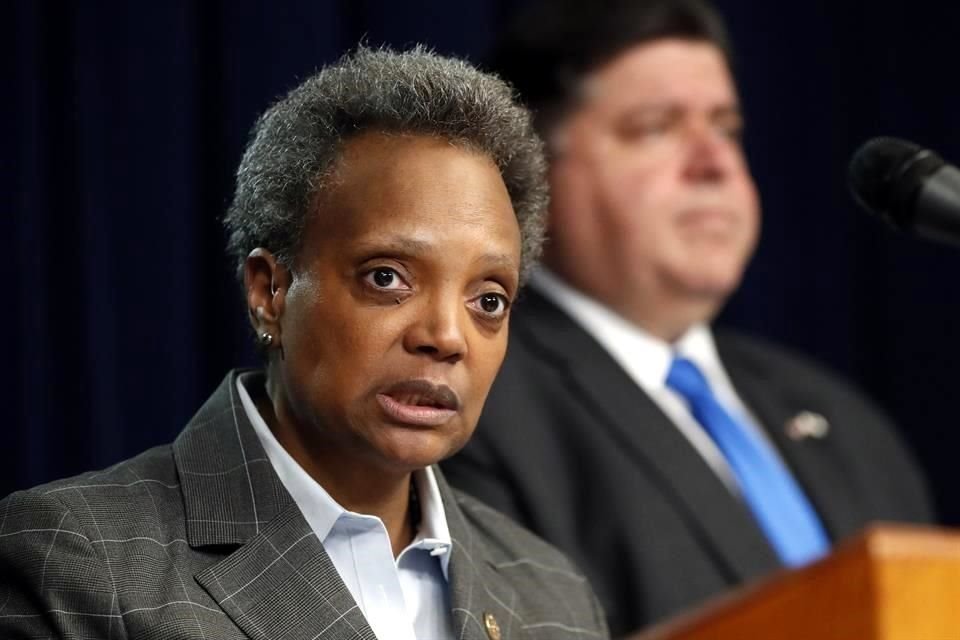 La Alcaldesa de Chicago, Lori Lightfoot, exhortó a cumplir las indicaciones.