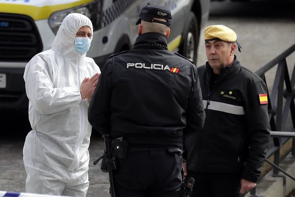 Policía de España alertó sobre pacientes hospitalizados por Covid-19 que están abandonando los sanatorios sin que hayan sido dados de alta.