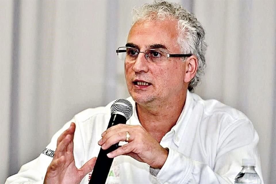 La SFP inició la querella a Bernardo Bosch Hernández, ex gerente de Responsabilidad y Desarrollo Social de Pemex, tras verificar ingreso superior a salarios en la petrolera.