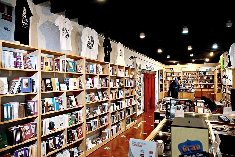 Paso de Gato, en Coyoacán, cerrará sus puertas. Se trata de la única librería especializada en artes escénicas y cine de México.