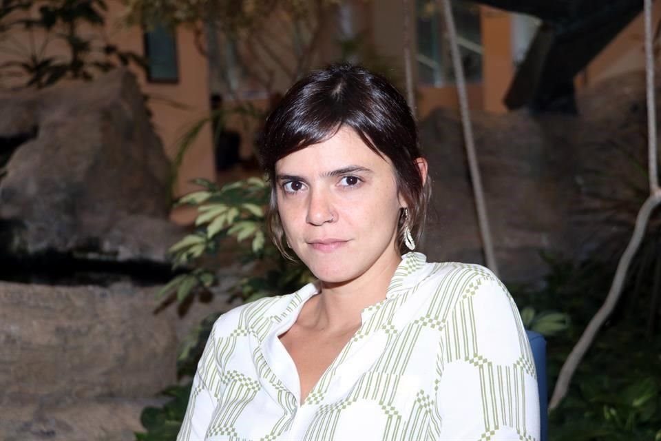 Valeria Luiselli, oriunda de la Ciudad de México y quien radica en Nueva York, no ha podido celebrar con más personas su reciente premio.