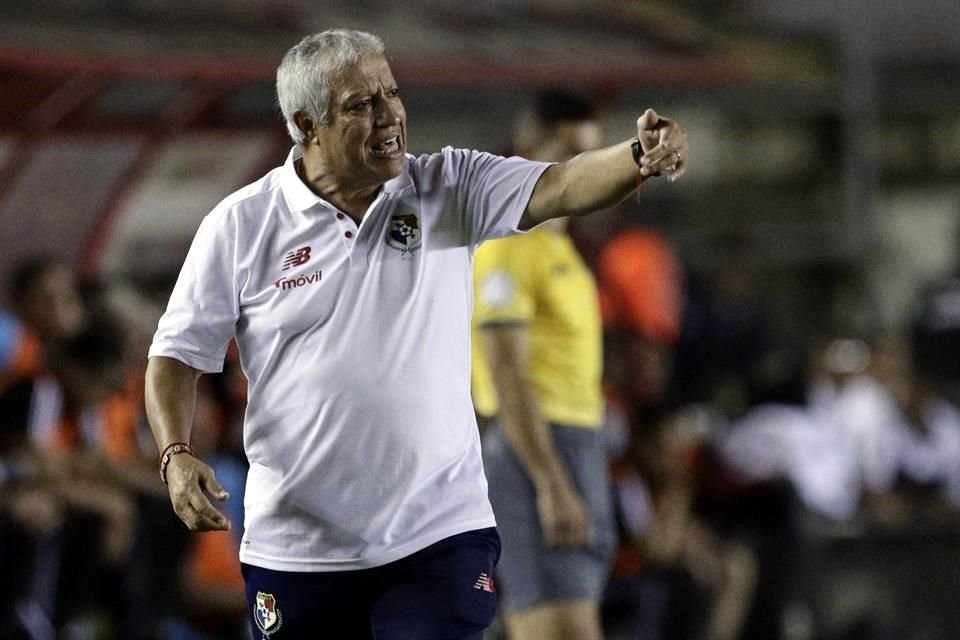 Américo Gallego tenía menos de un año en su cargo como DT de Panamá.