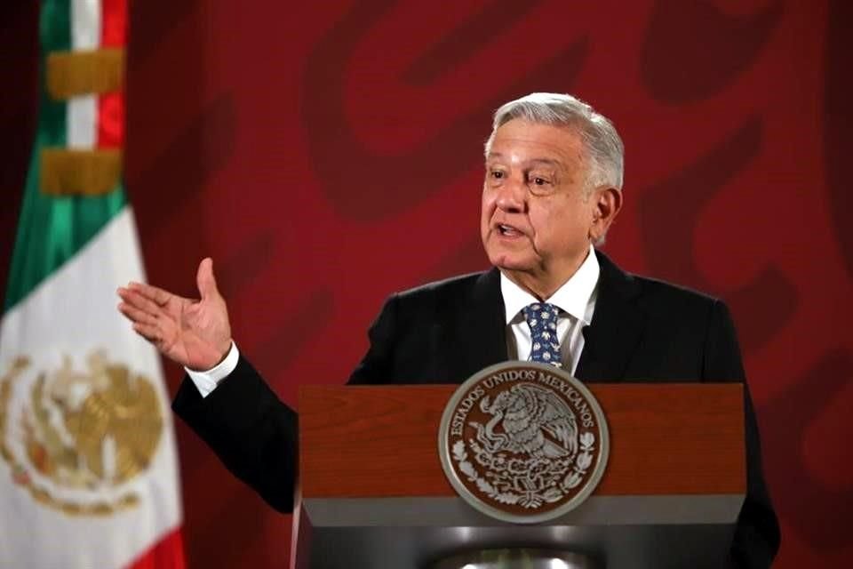 El Presidente en su conferencia de prensa en Palacio Nacional.