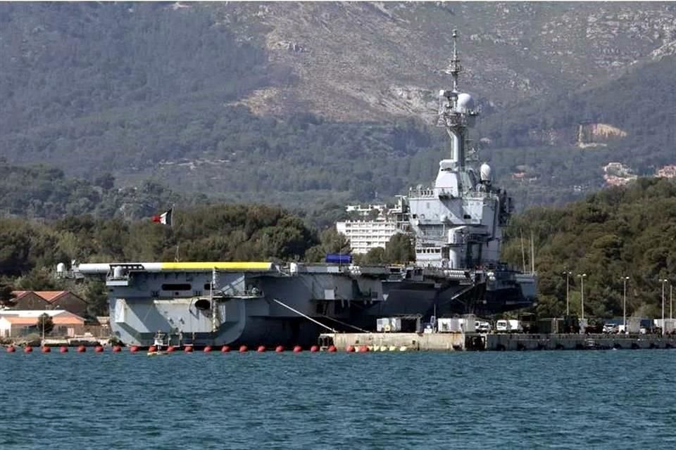 El portaaviones francés Charles de Gaulle.