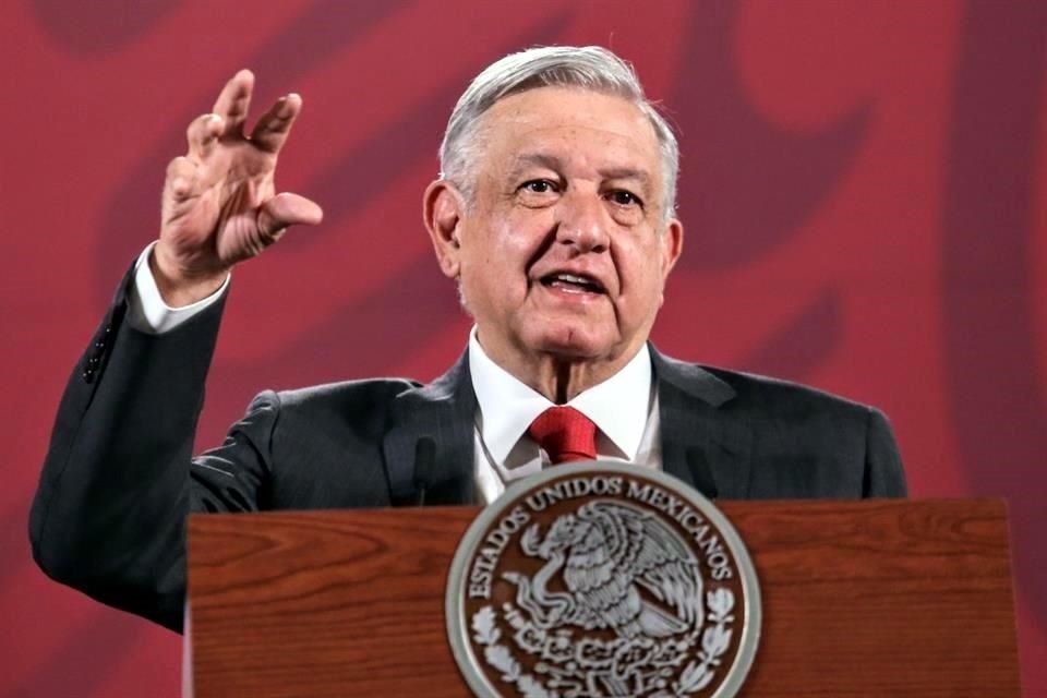 López Obrador también pidió no caer en medidas autoritarias para que se cumpla con el aislamiento social que implica la Fase 3.