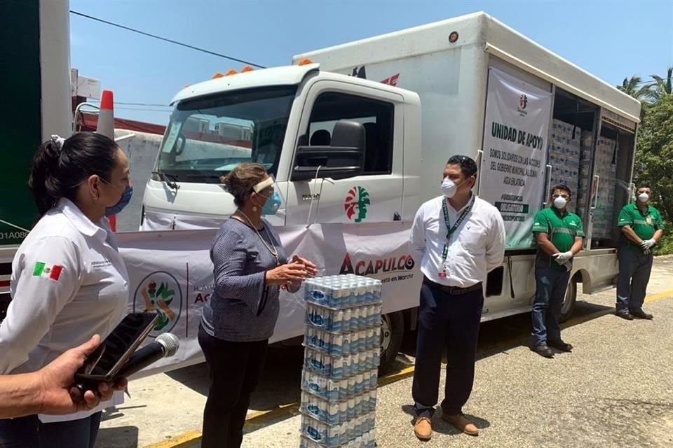 Heineken México donó 26 mil 856 latas a la Alcaldía de Acapulco, para el DIF municipal.