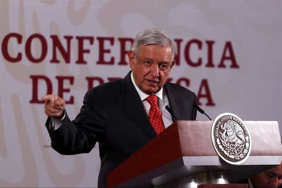 El Mandatario comparó el problema de aduanas con el incremento de homicidios en el País.