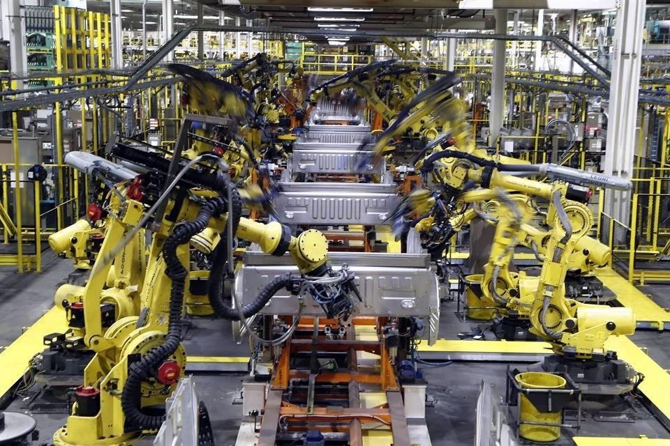 Hoy hay 12.8 millones de empleos en el sector manufacturero, equivalente al 9.4% de esos empleos en el sector privado.
