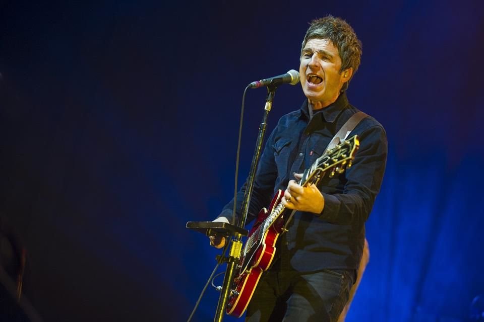 Noel Gallagher dijo que el tema 'Don't Stop' se grabó en una prueba de sonido en Hong Kong.