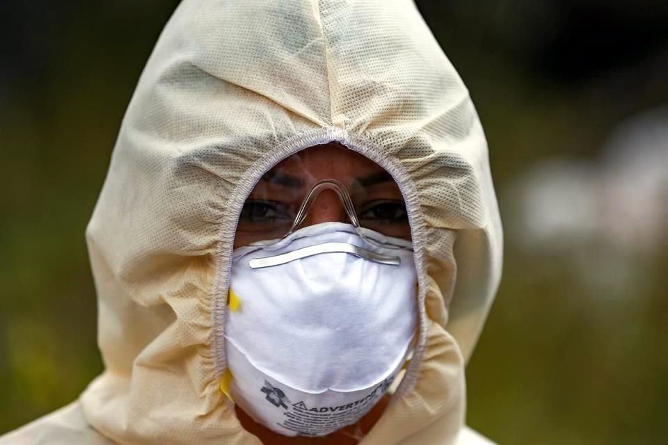 Las autoridades de salud ecuatorianas estiman que la cifra de decesos por coronavirus en el país es aún mayor.