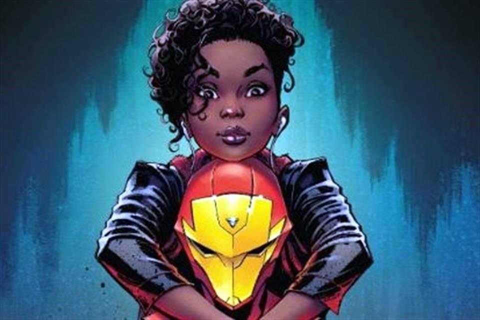 Riri Williams es el alias de Ironheart: una adolescente quien construyó un traje de piezas de la armadura de Iron Man y lo reemplazó en los cómics cuando éste entró en coma.