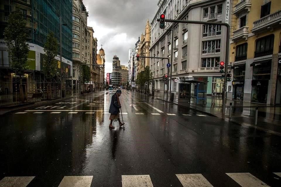 Madrid acumula 64 mil 333 contagios y 8 mil 552 decesos.