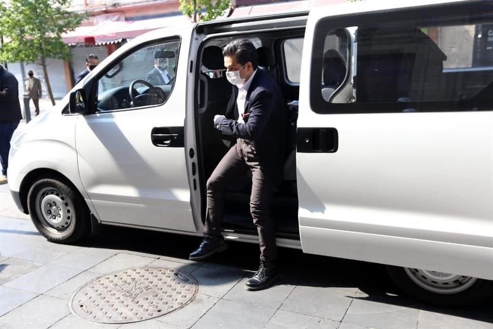 Zoé Robledo, director del IMSS, a su llegada a Palacio Nacional.