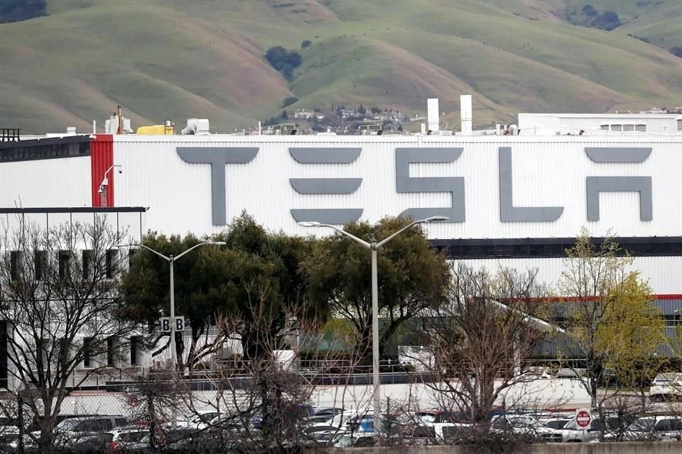 Vista de la planta de Tesla en Fremont, California.