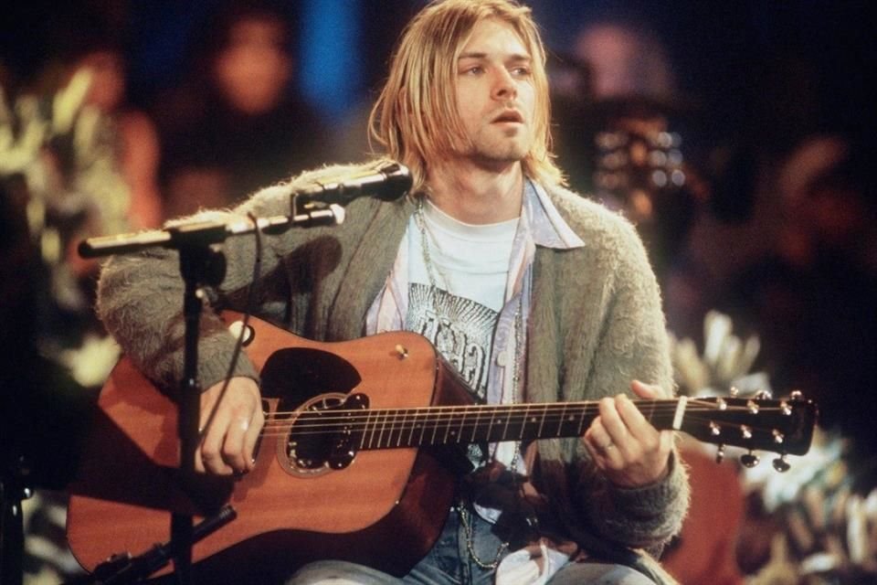 Subastarán con todo y estuche la guitarra que usó Kurt Cobain en su álbum 'MTV unplugged in New York'