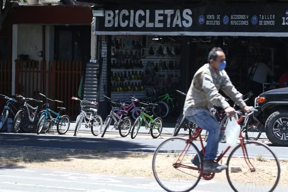 Expertos de UdeG señalan que el retorno paulatino de las actividades debe ser el 1 de junio y no el 18 de mayo como anunció el Gobernador.