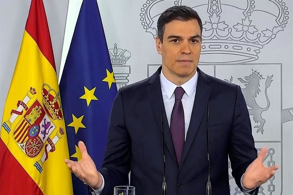 Presidente español anunció que solicitará al Congreso una prórroga de un mes del estado de alarma como medida para combatir pandemia.