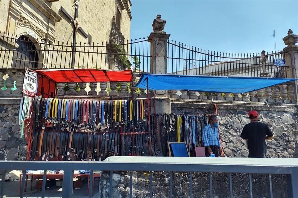 En la zona de San Juan de Dios ayer se vio mucha actividad de comerciantes.