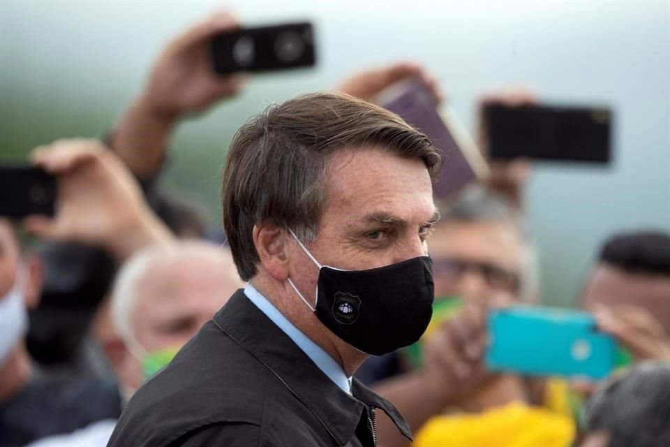 Bolsonaro ha agredido en reiteradas ocasiones a periodistas durante sus actos públicos recientes y los ha calificado como 'prensa canalla' y 'mentirosa'.