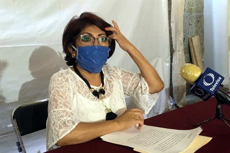 Diputada morenista Patricia Meza reapareció en el Congreso luego de haber avalado deuda de 6 mil 200 millones solicitada por el Ejecutivo pese a oposición de bancada de Morena.