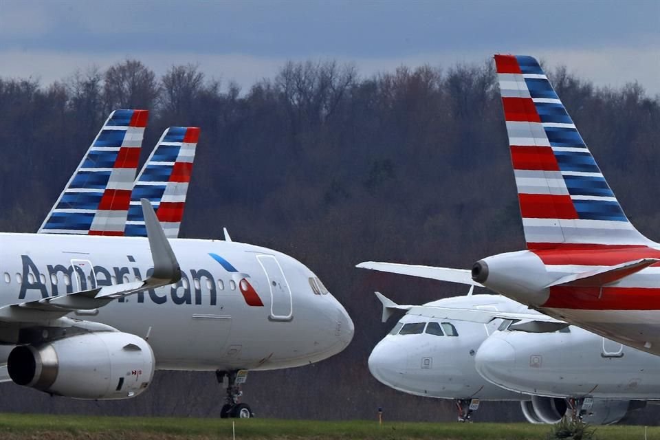 Hace un mes, el polémico modelo de Boeing que se vio envuelto en dos accidentes fatales recibió permiso para volar.