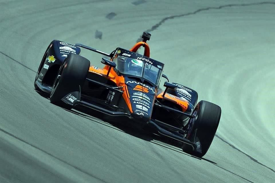 El piloto regiomontano acabó doceavo en la primera carrera de la temporada 2020 de la IndyCar.