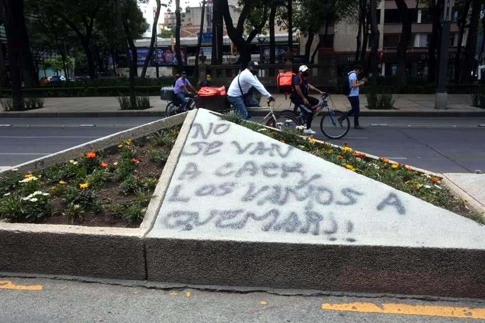 Diversos tramos de Reforma y Juárez fueron pintados.