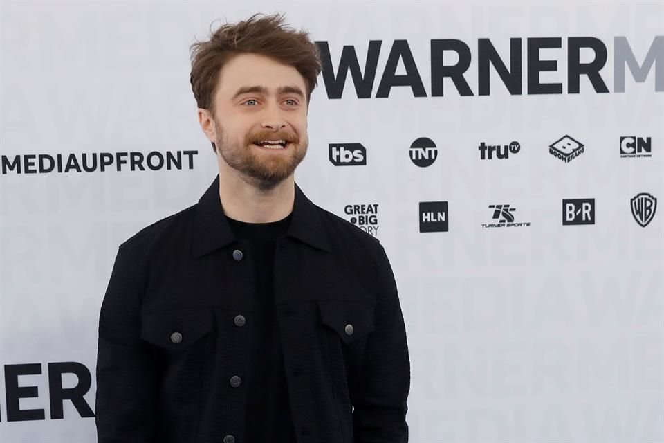 El actor de 'Harry Potter' defendió la postura de la comunidad trans sobre los comentarios de J.K. Rowling, autora de la saga.